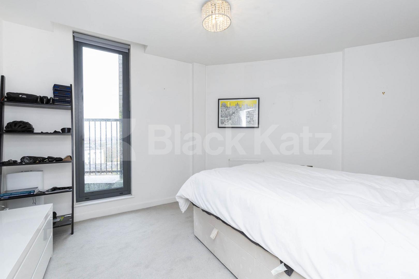 Stunning spacious 1 bed penthouse by Regents Park   Cubitt Court, Park Village East , Camden / Regents Park